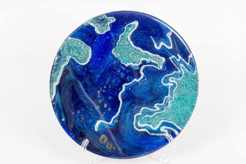 abstract blue and teal resin trivet